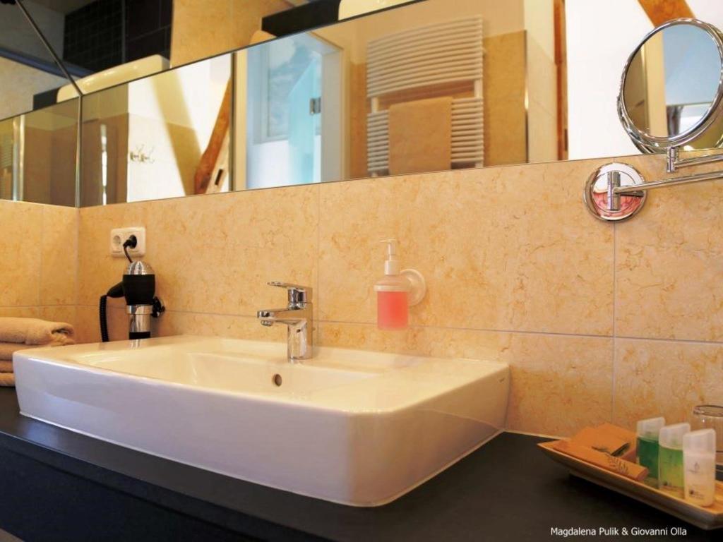 Hotel und Restaurant Am Peenetal Liepen  Kamer foto